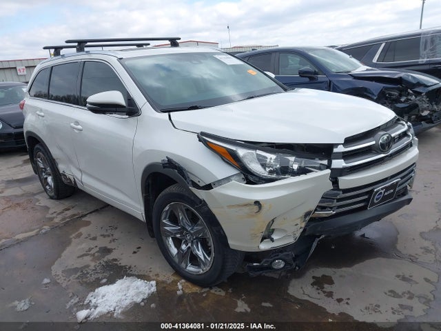 Toyota Highlander Limited Platinum 2018 5TDDZRFH3JS914704 Image 6