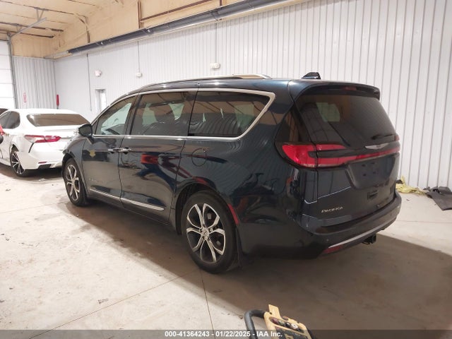 Chrysler Pacifica Pinnacle 2022 2C4RC1PG4NR203283 Image 3