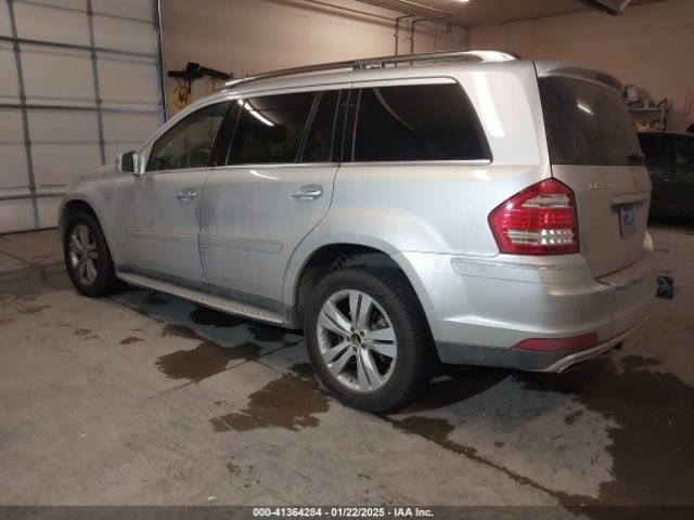 2011 MERCEDES-BENZ GL 350 BLUETEC 4JGBF2FE2BA632836 Photo 2