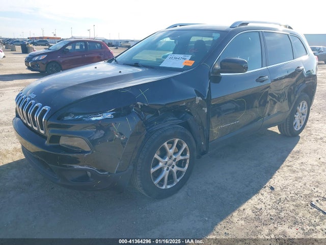 Jeep Cherokee Latitude 2015 1C4PJLCBXFW655718 Image 2