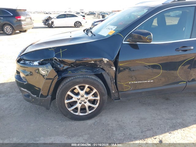 Jeep Cherokee Latitude 2015 1C4PJLCBXFW655718 Image 6