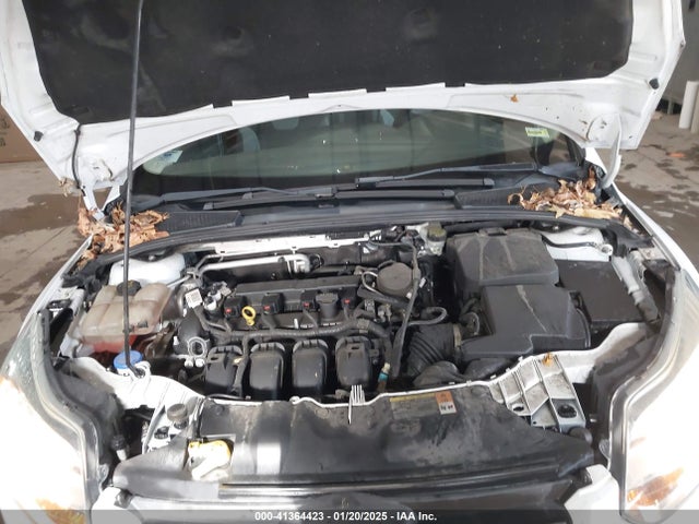 Ford FOCUS SE 2014 1FADP3K28EL255231 Image 10