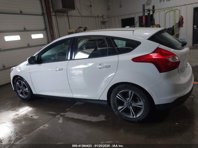 Ford FOCUS SE 2014 1FADP3K28EL255231 Image 14