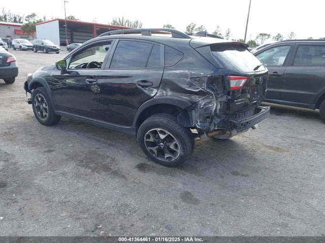 Subaru Crosstrek 2.0i Premium 2018 JF2GTABCXJH217448 Image 3