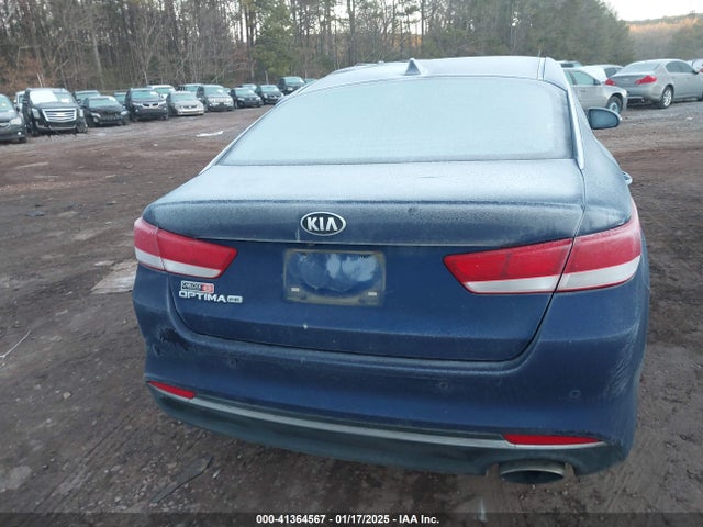 5XXGT4L32JG194758 KIA Optima Lx