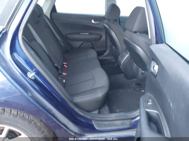 5XXGT4L32JG194758 KIA Optima Lx