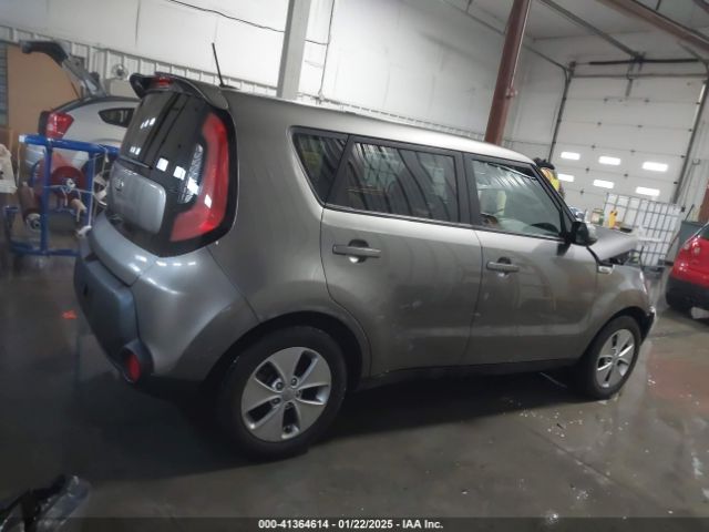 KNDJN2A2XF7137092 KIA Soul !