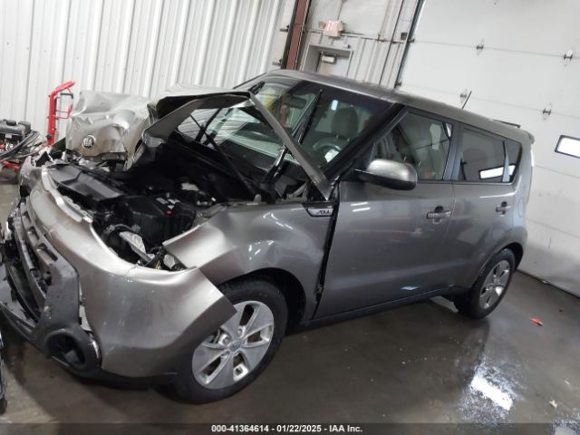 KNDJN2A2XF7137092 KIA Soul !