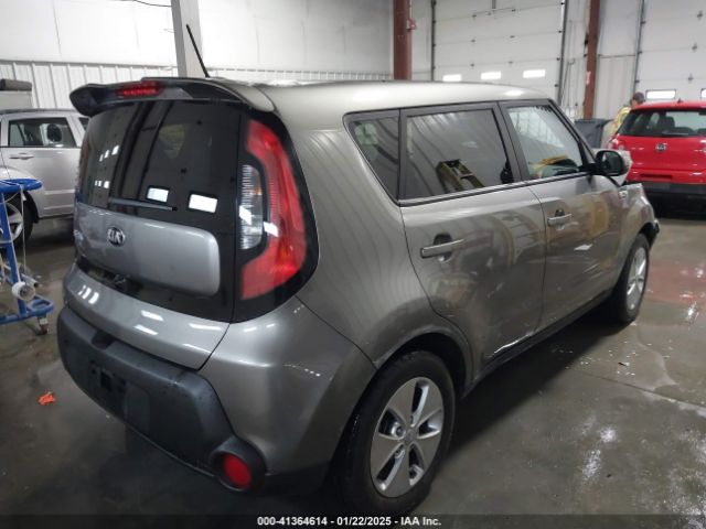 KNDJN2A2XF7137092 KIA Soul !