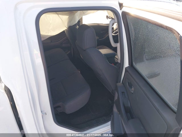 Nissan Frontier S 4x4 2024 1N6ED1EK7RN667011 Image 8
