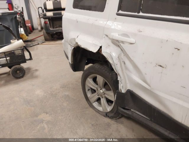 1C4NJRFB7ED897866 Jeep Patriot Latitude