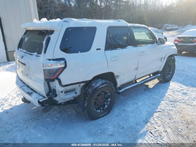 2023 TOYOTA 4RUNNER JTENU5JR2P6127307 Photo 3