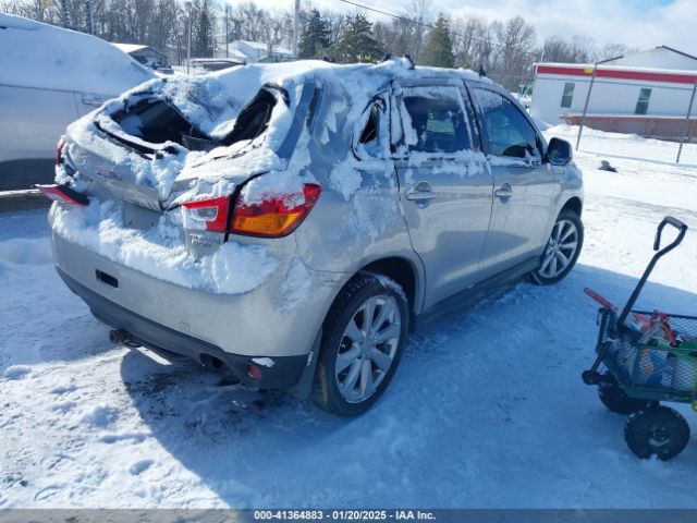 4A4AP3AU0FE040621 Mitsubishi Outlander Sport Es