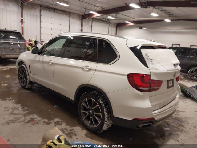 2018 BMW X5 5UXKR0C53J0X94269 Photo 2