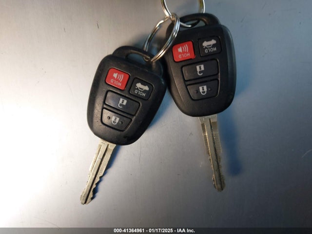 Toyota COROLLA LE 2019 5YFBURHE0KP934220 Image 11