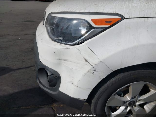 KNDJN2A27K7661858 KIA Soul