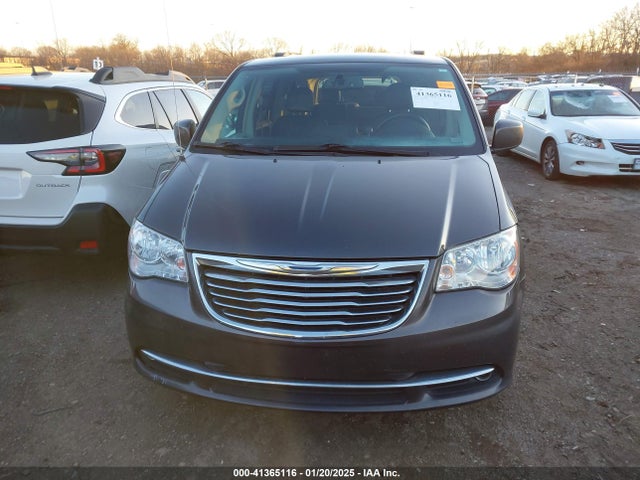 2C4RC1BG4GR213998 Chrysler Town & Country Touring