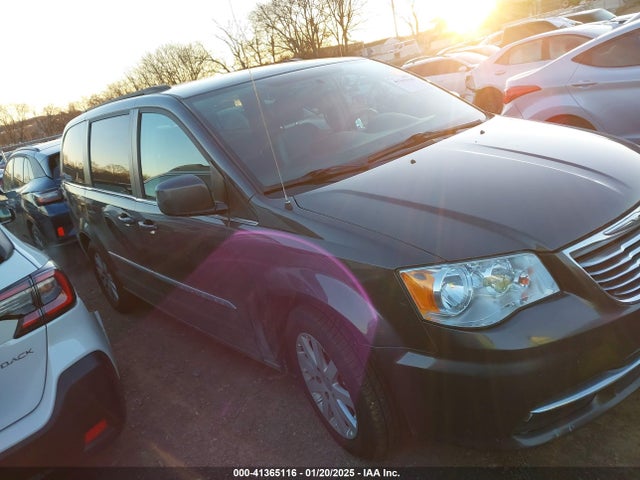 2C4RC1BG4GR213998 Chrysler Town & Country Touring