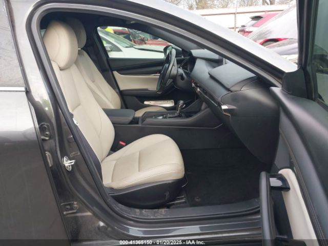 JM1BPAJMXK1121384 Mazda MAZDA3