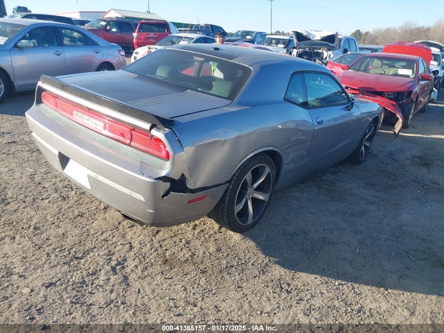 2C3CDYBT5EH253300 Dodge Challenger Shaker Pkg