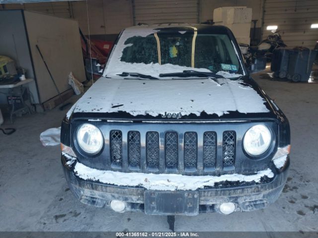 1C4NJRFB1FD244922 Jeep Patriot Latitude