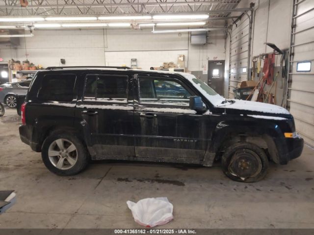 1C4NJRFB1FD244922 Jeep Patriot Latitude