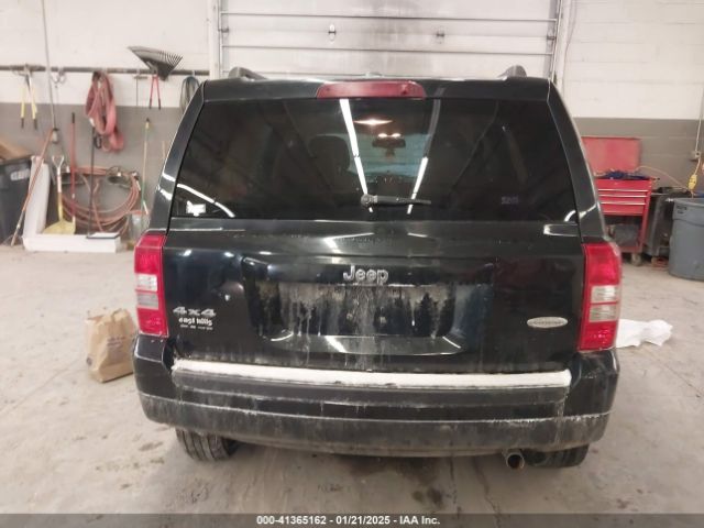 1C4NJRFB1FD244922 Jeep Patriot Latitude