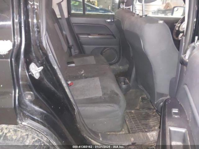 1C4NJRFB1FD244922 Jeep Patriot Latitude