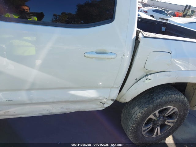 3TMAZ5CNXKM109323 Toyota Tacoma Trd Sport