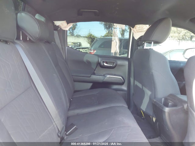 3TMAZ5CNXKM109323 Toyota Tacoma Trd Sport