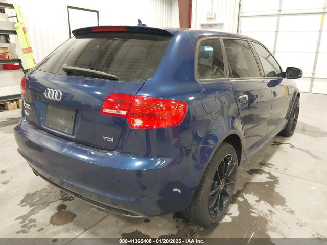 2011 AUDI A3 WAUKJAFM4BA079933 Photo 3