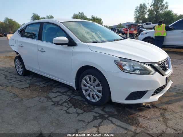 Nissan SENTRA S 2018 3N1AB7APXJY333822 Image 1