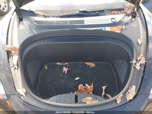 5YJ3E1EA8JF006783 Tesla Model 3 Long Range/mid Range