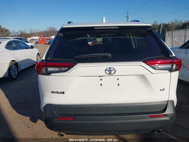 Toyota RAV4 LE 2020 2T3K1RFV1LC061534 Image 17
