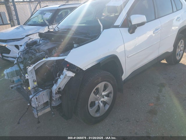 Toyota RAV4 LE 2020 2T3K1RFV1LC061534 Image 18