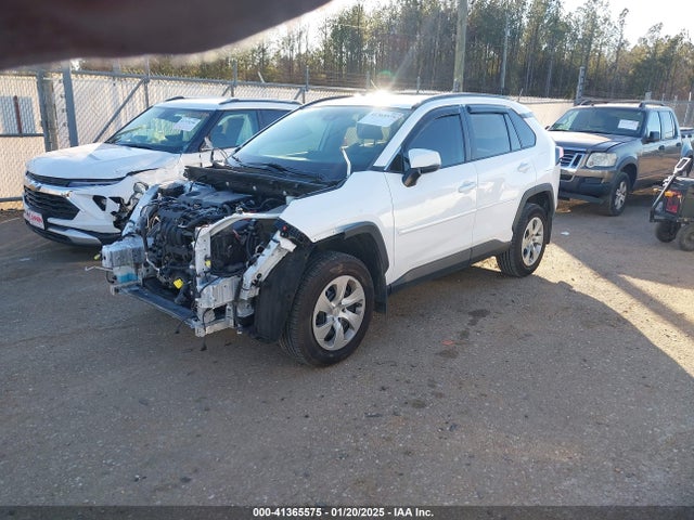 Toyota RAV4 LE 2020 2T3K1RFV1LC061534 Image 2