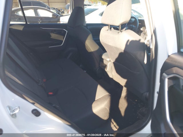 Toyota RAV4 LE 2020 2T3K1RFV1LC061534 Image 8