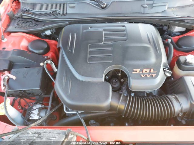 2C3CDZJG0NH109437 Dodge Challenger Gt