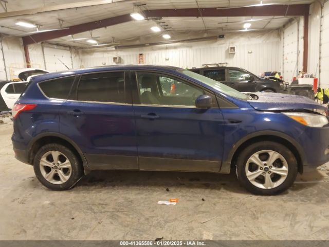 1FMCU9GX1EUD19721 Ford ESCAPE SE