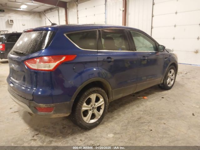 1FMCU9GX1EUD19721 Ford ESCAPE SE