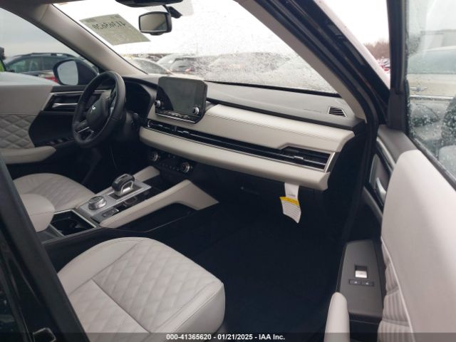 2024 MITSUBISHI OUTLANDER JA4J3WA80RZ006385 Photo 4