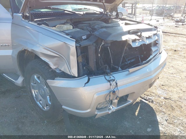 2005 CADILLAC ESCALADE ESV 3GYFK66N65G192080 Photo 5