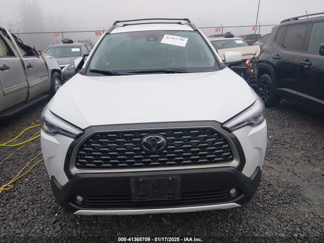 7MUEAABG1NV023607 Toyota Corolla Cross Xle