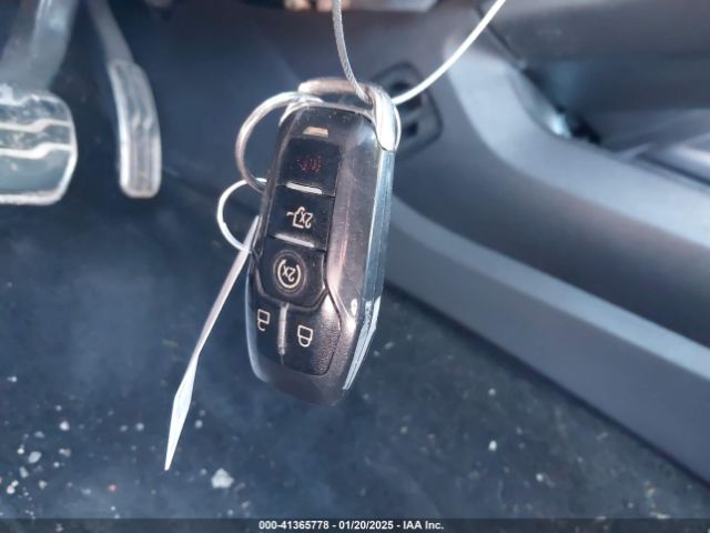 3FA6P0RU6ER131569 Ford Fusion Hybrid Titanium