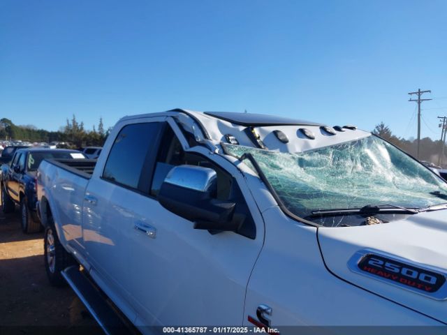 3C6UR5KLXKG584862 RAM 2500 Laramie  4x4 8' Box