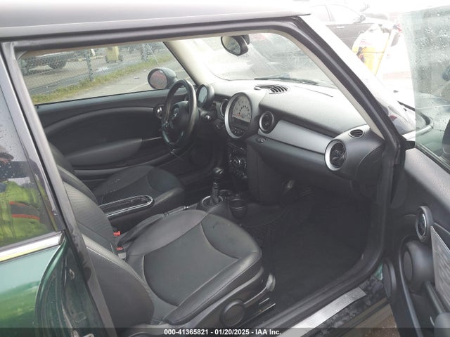 2012 MINI COOPER WMWSU3C53CT542862 Photo 4