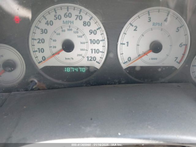 2005 CHRYSLER TOWN & COUNTRY 2C4GP44R45R241616 Photo 6