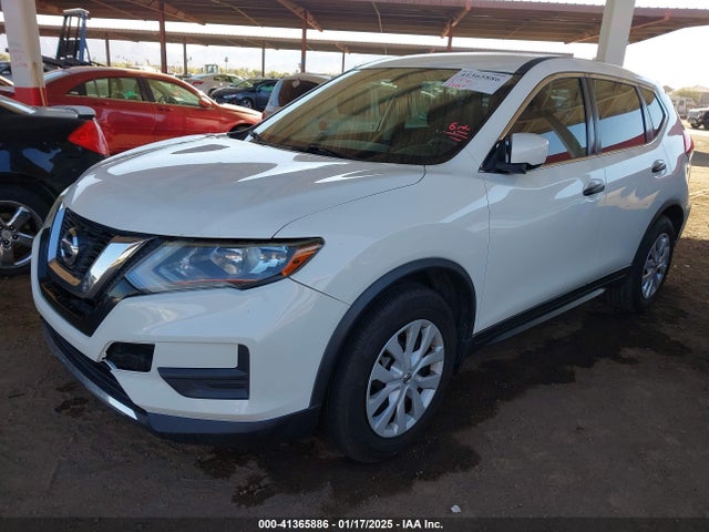Nissan ROGUE S 2017 JN8AT2MT3HW136549 Image 2