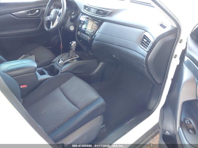 Nissan ROGUE S 2017 JN8AT2MT3HW136549 Image 5