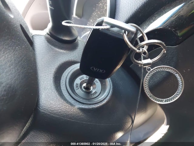 KIA SORENTO LX 2014 5XYKT3A68EG428369 Image 11
